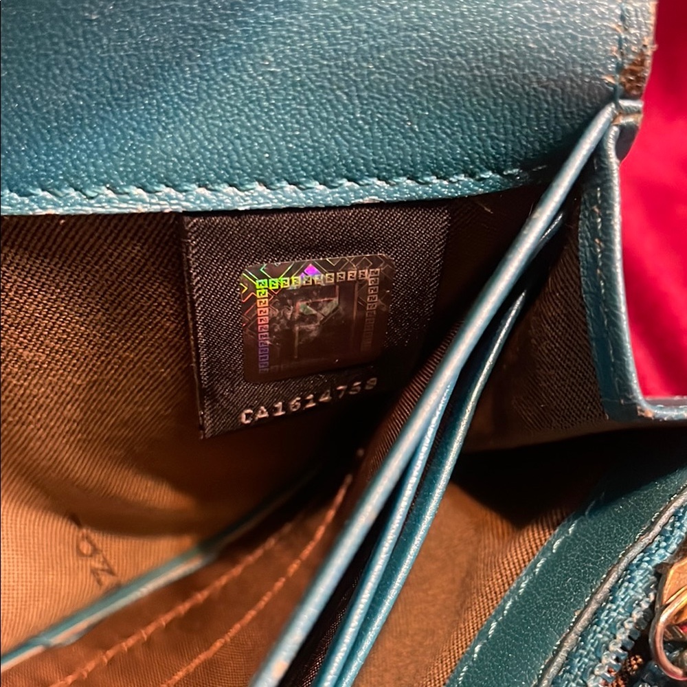 Fendi Green Wallet - Picture 12 of 12